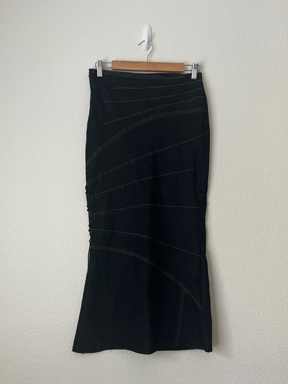 Bisou Bisou Black Maxi Skirt with Contrast Stitching Size 12
